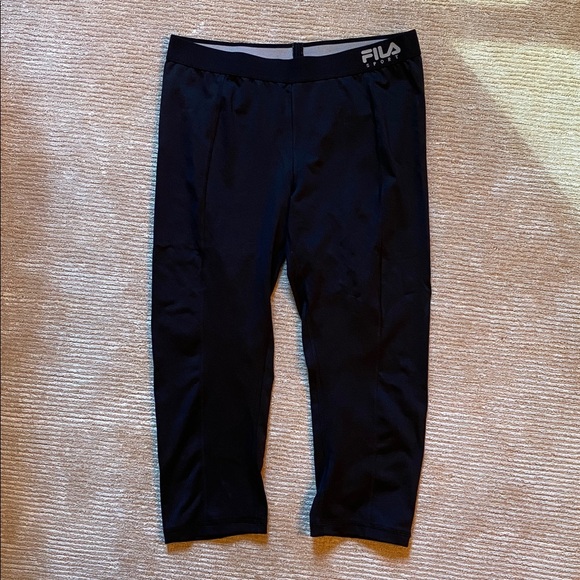 FILA SPORT Performance Running Mid-Calf Three Quarter Black Leggings Size M - Picture 11 of 11